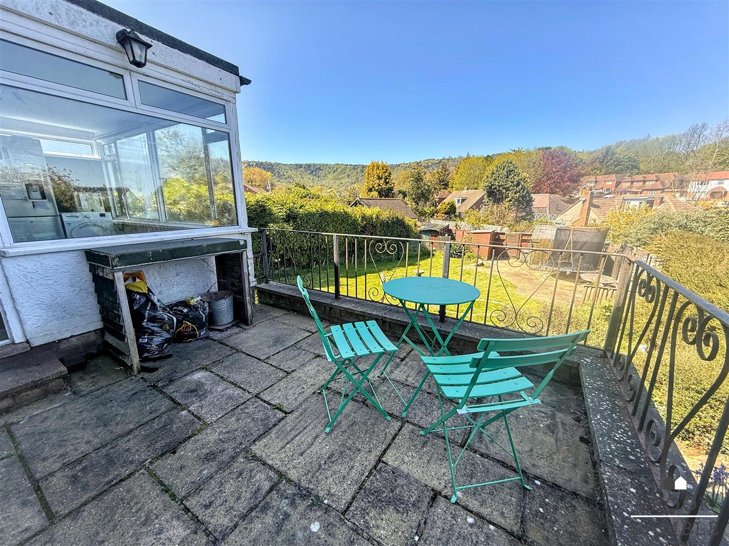 3 Bedroom House. Victoria Drive in Eastbourne,  11